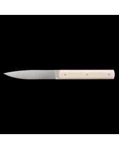 9.47 Steak Knife in Cream Beige