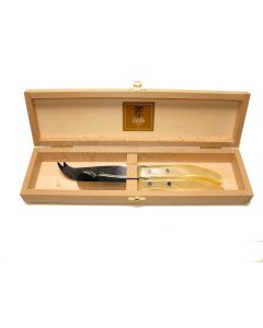 Natural Cheese Knives